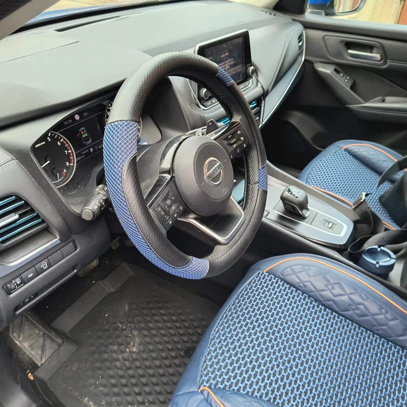 Nissan Qashqai, снимка 8 - Автомобили и джипове - 52871556