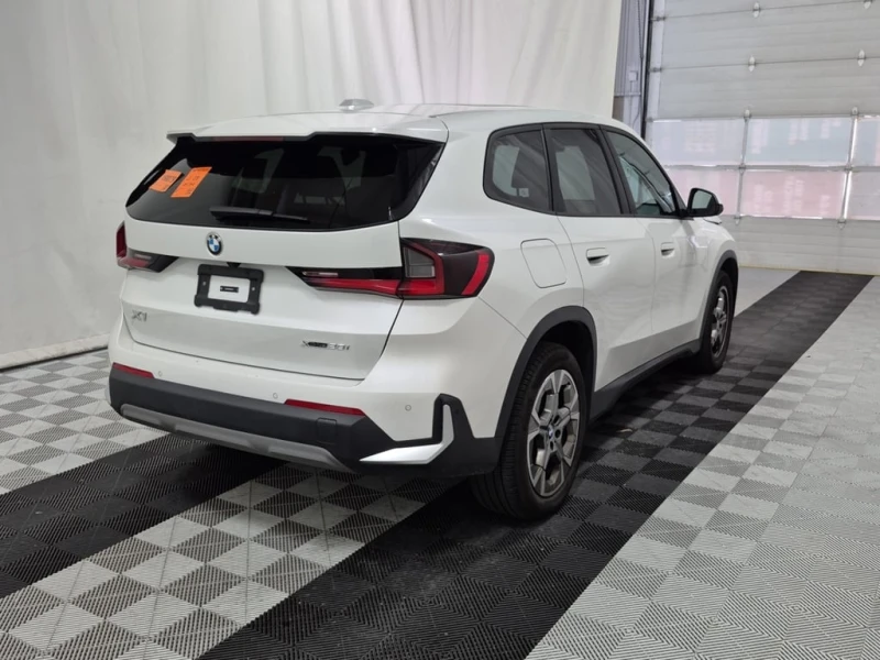 BMW X1 * xDrive28i * CARFAX * БЕЗ ПЪРВОНАЧАЛНА ВНОСКА, снимка 16 - Автомобили и джипове - 52604510