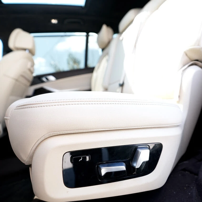 BMW X7 *  *    * CARFAX *  | Mobile.bg   14