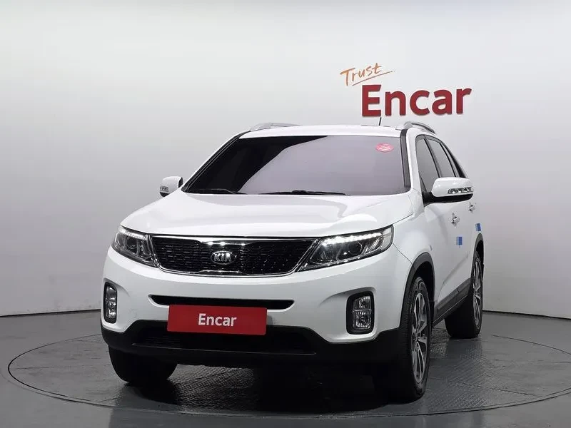 Kia Sorento 2.0 2WD, снимка 3 - Автомобили и джипове - 54264097