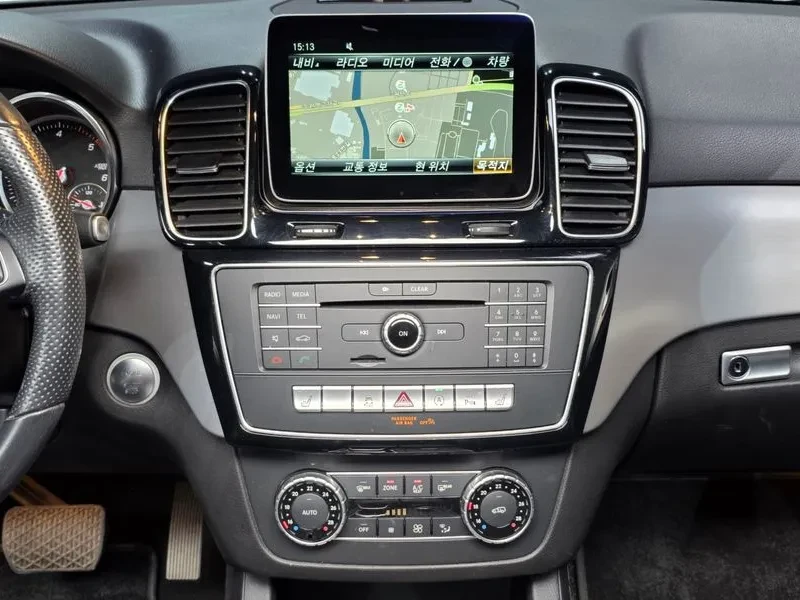 Mercedes-Benz GLE 350 D 4Matic, снимка 14 - Автомобили и джипове - 55747598