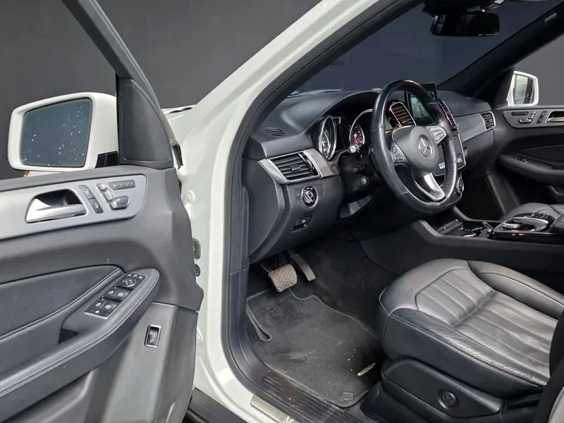 Mercedes-Benz GLE 350 D 4Matic, снимка 10 - Автомобили и джипове - 55747598