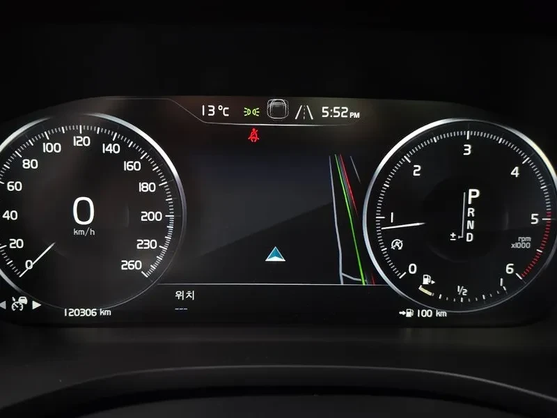 Volvo XC60 D5 Inscription, снимка 15 - Автомобили и джипове - 56225161