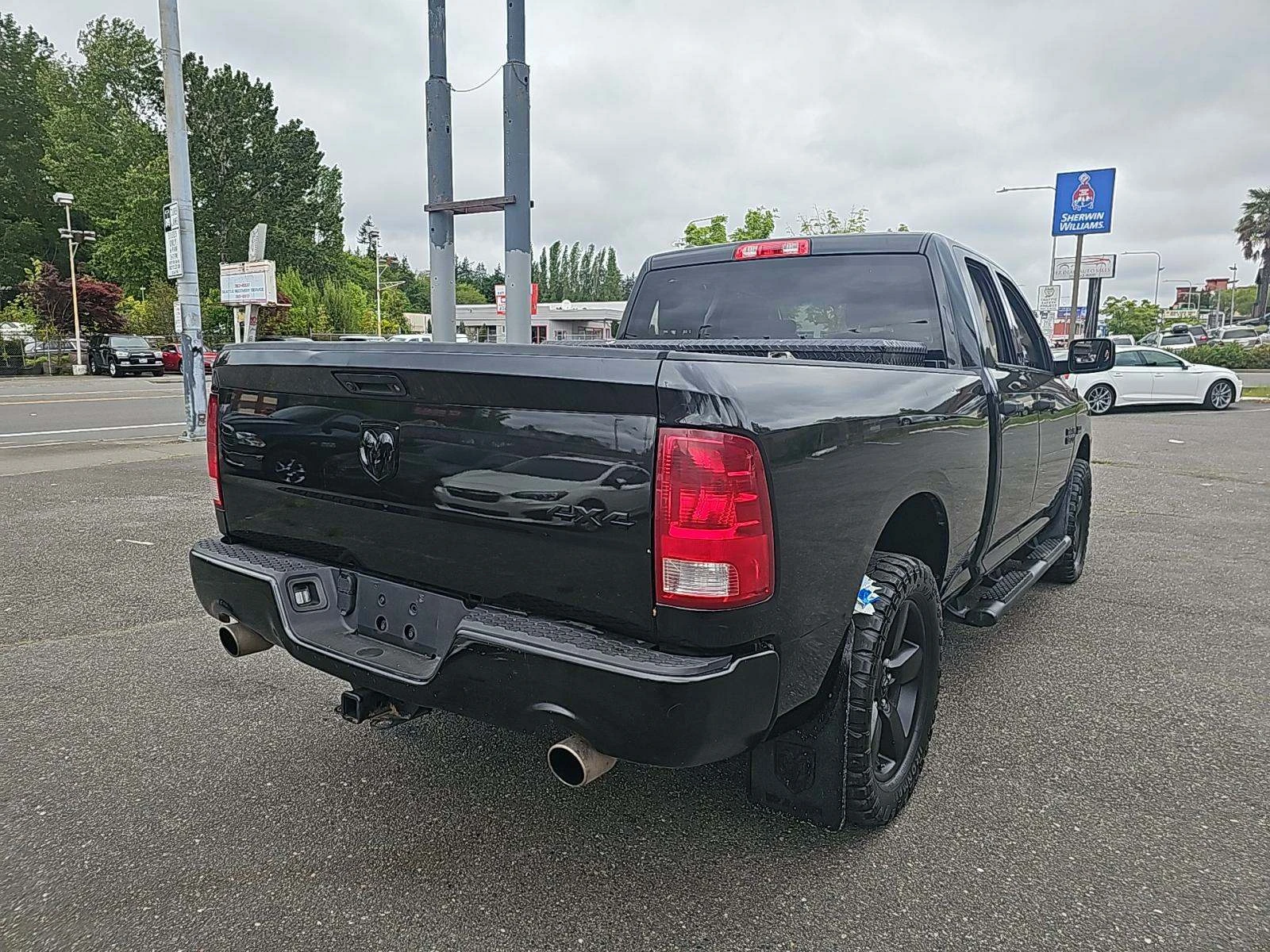 Dodge RAM 1500 2017* 5.7L V8 HEMI* Express Crew* КЛИП НА МОТОР - изображение 3