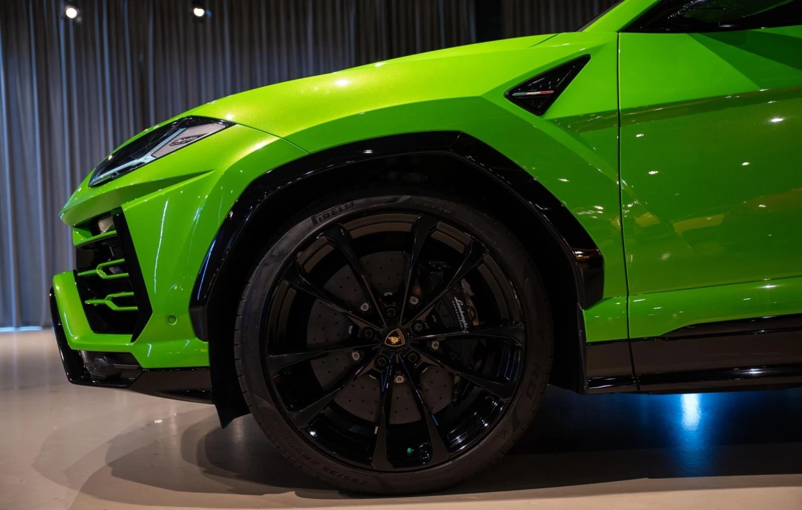 Lamborghini Urus 4.0 V8 AWD - изображение 3