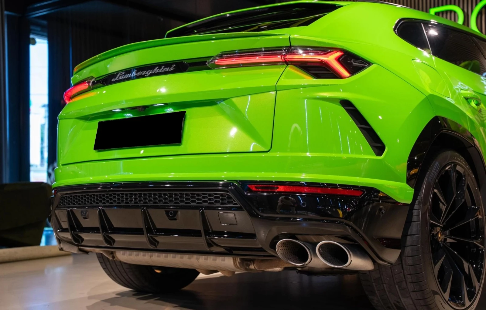 Lamborghini Urus 4.0 V8 AWD - изображение 6