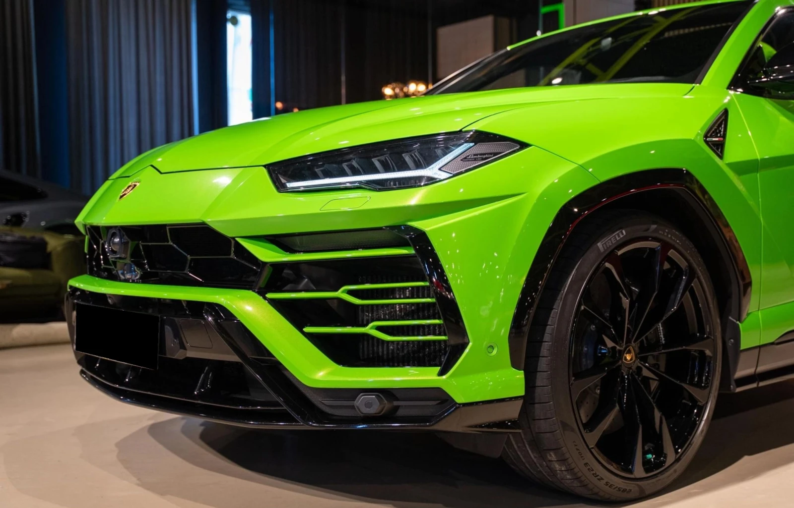 Lamborghini Urus 4.0 V8 AWD - изображение 7