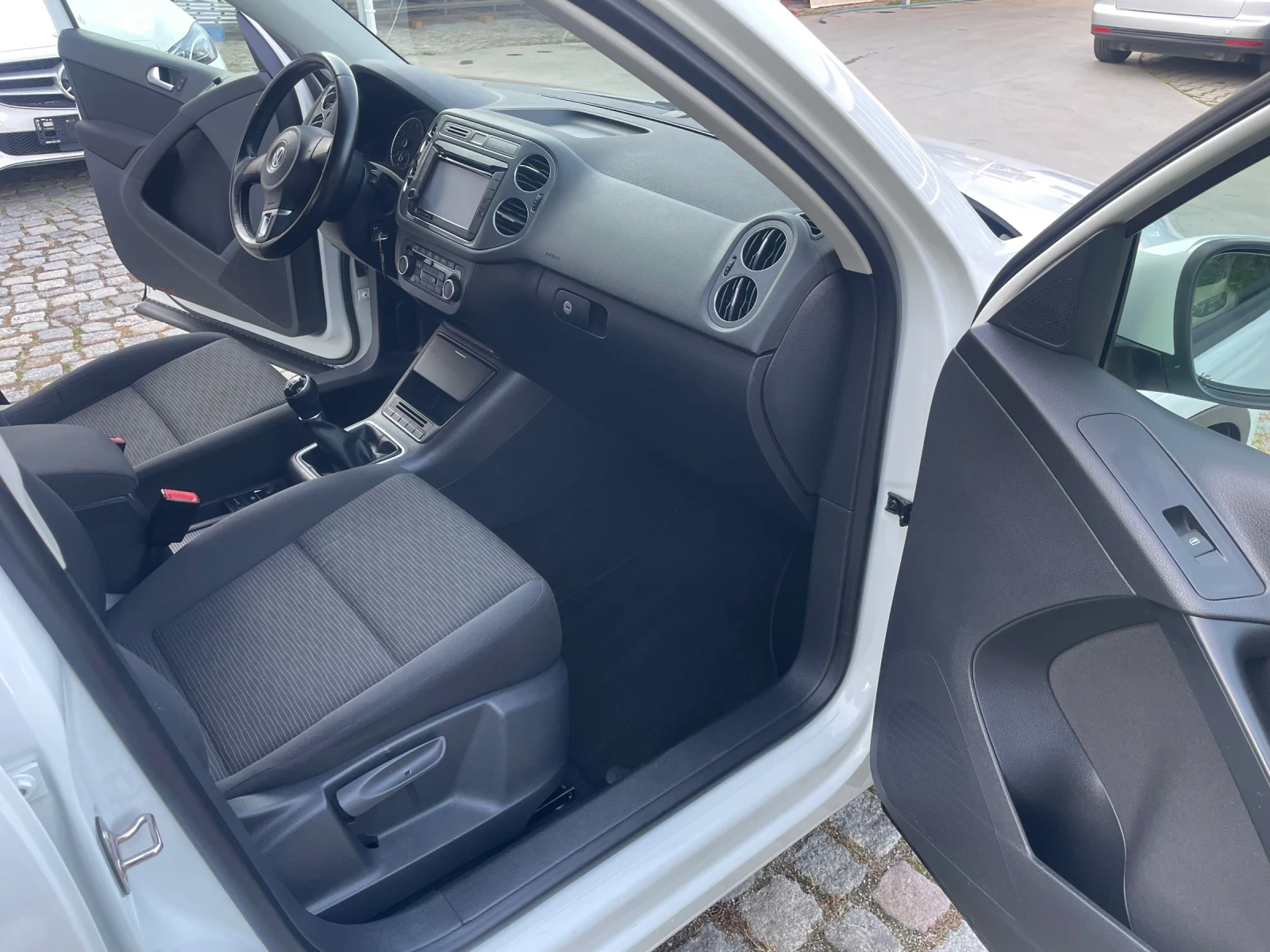 VW Tiguan 1.4i 100000km | Mobile.bg � ����������� 13