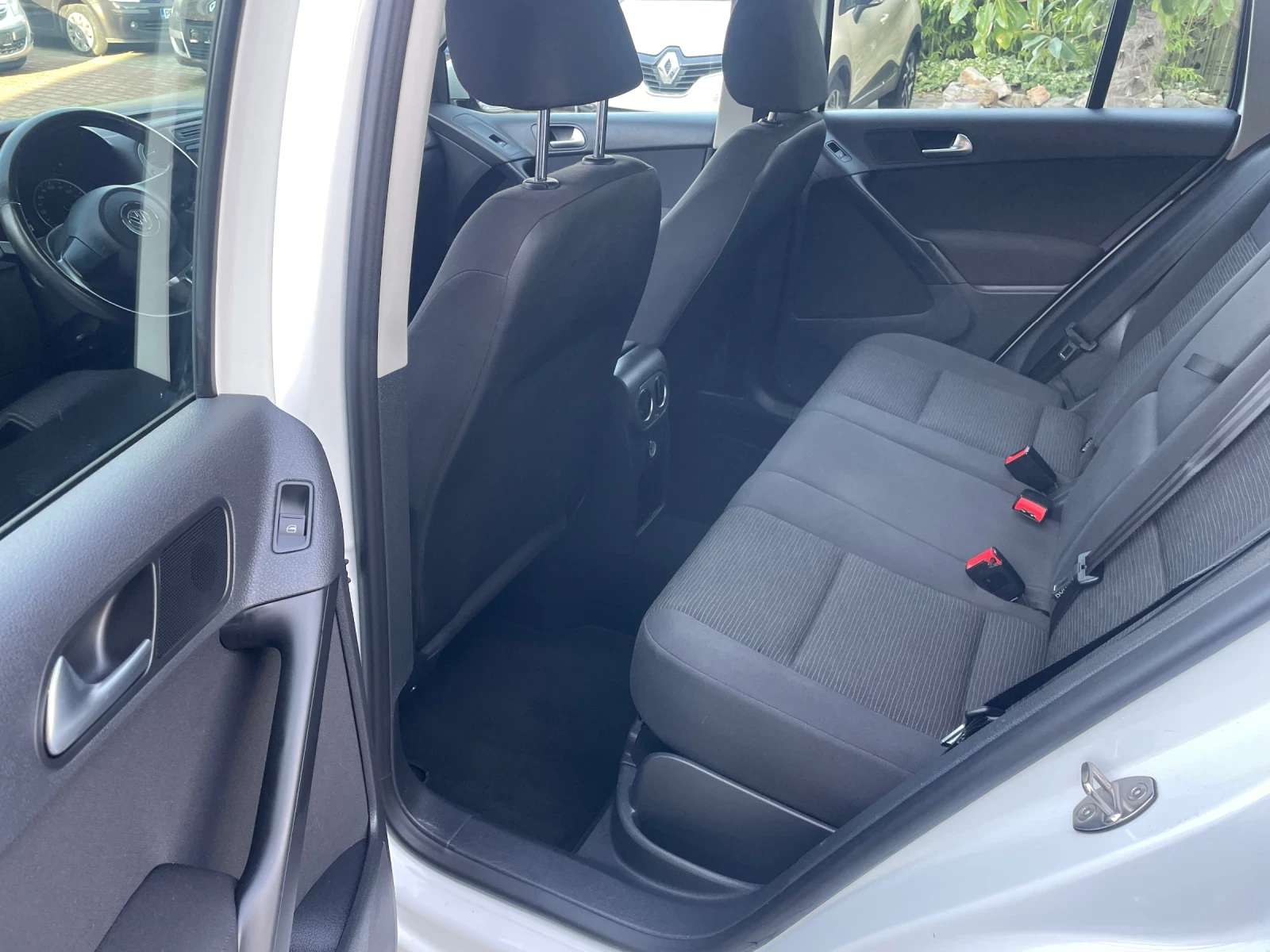 VW Tiguan 1.4i 100000km | Mobile.bg � ����������� 12