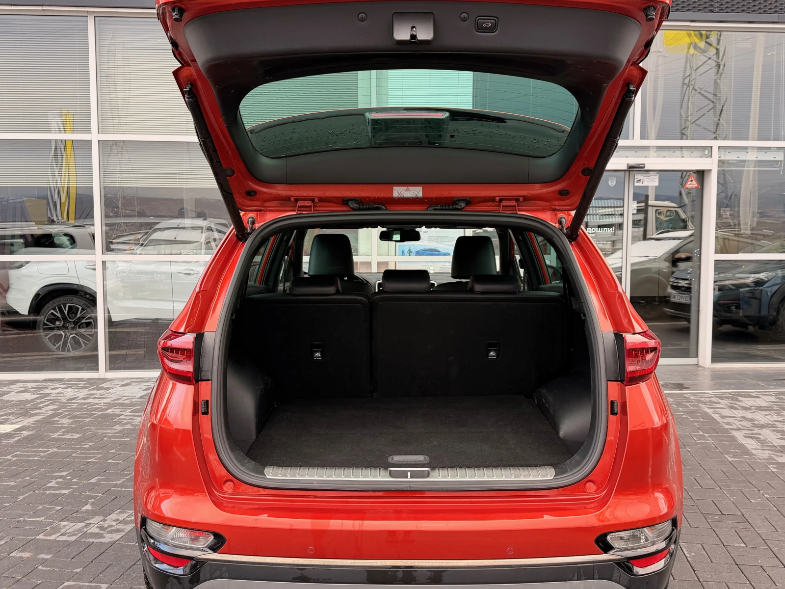 Kia Sportage 2.0 CRDi / 185 к.с. / DCT-8 / AWD/GT LINE - изображение 8