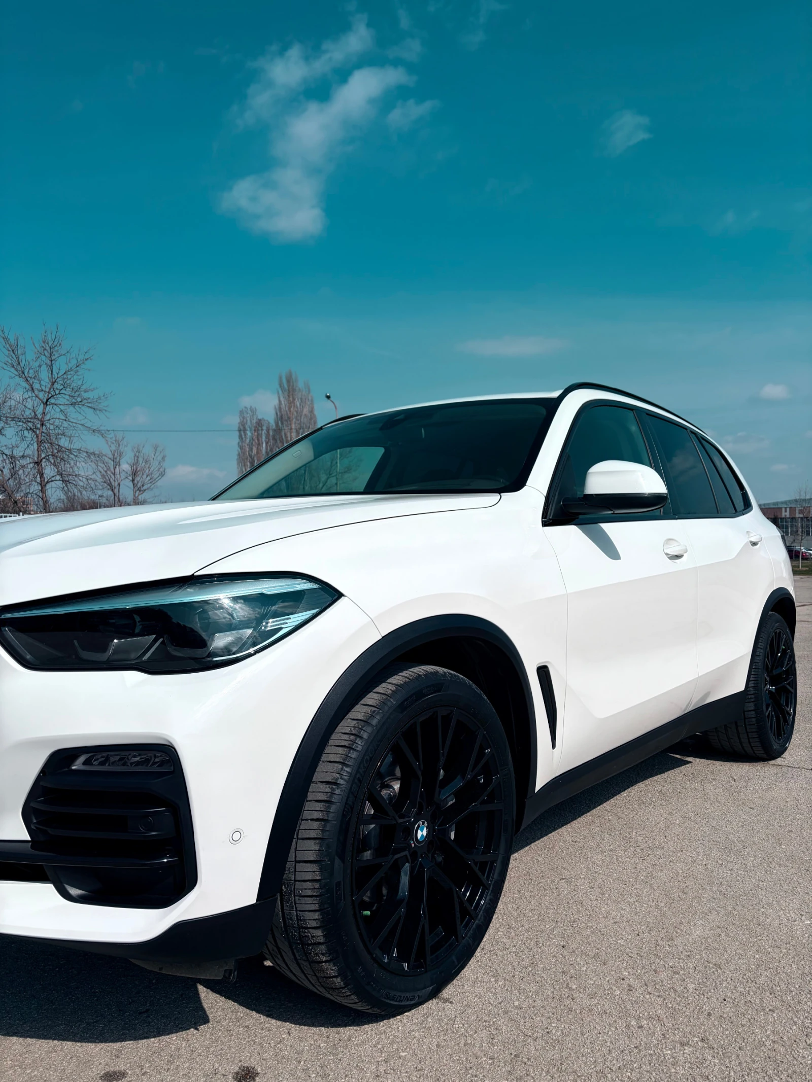 BMW X5 BMW G05 30d M R21- обслужена на 100000!