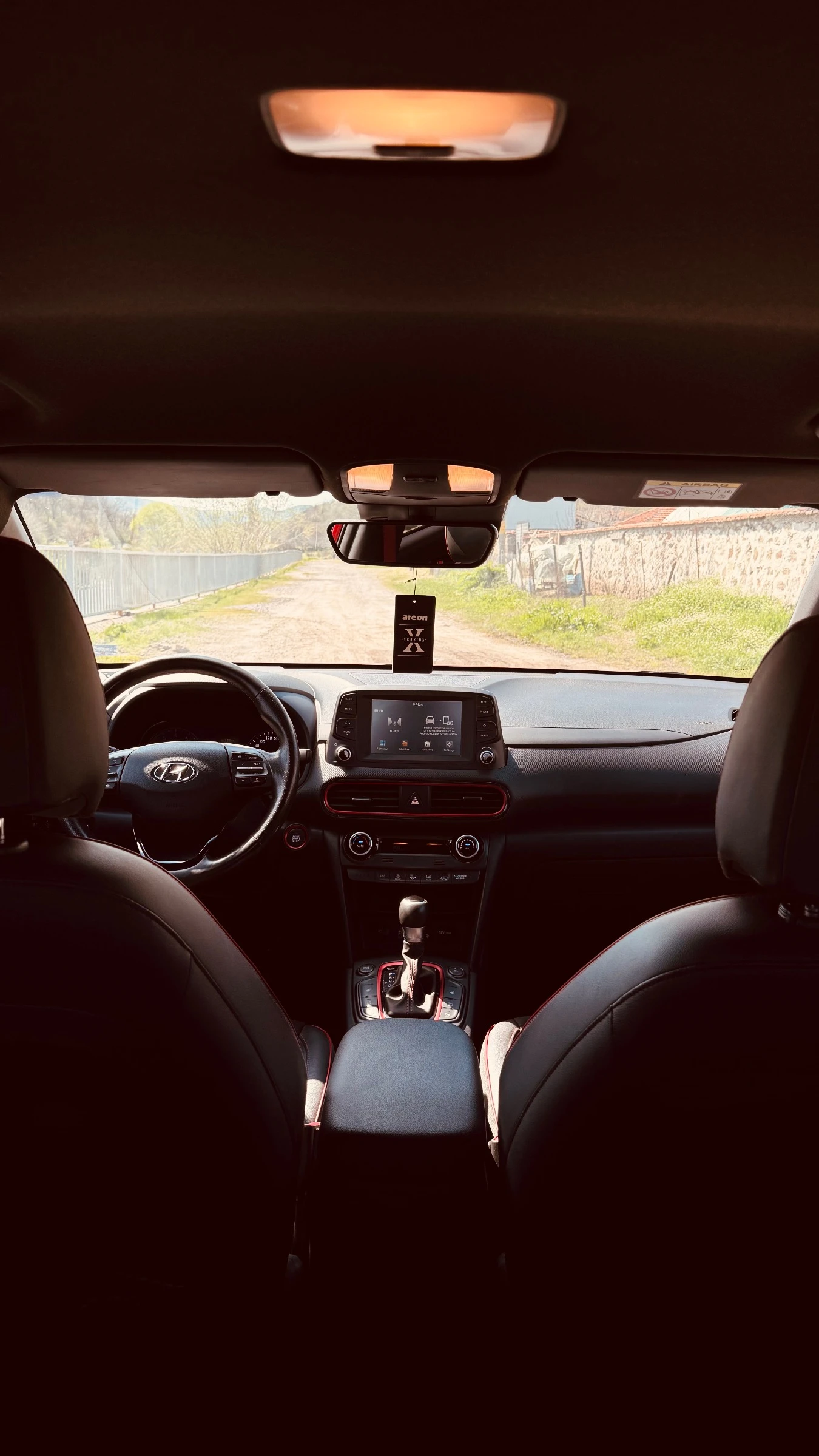 Hyundai Kona 1.6 T-GDI AWD 7DCT, снимка 4 - Автомобили и джипове - 54166451