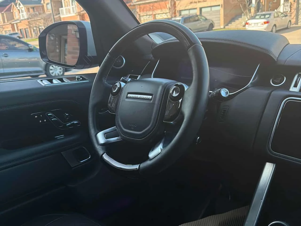 Land Rover Range rover * HSE * SOFT CLOSE * KEYLESS * SUNROOF | Mobile.bg � ����������� 7