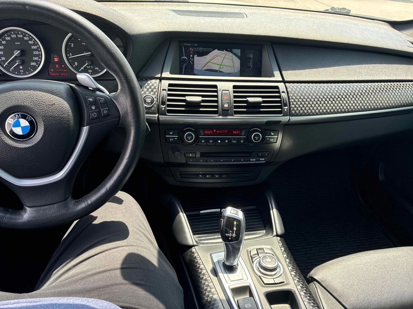 BMW X6 35i * KEYLESS * PANO * ��� ��������� * 136318�� *  | Mobile.bg � ����������� 8