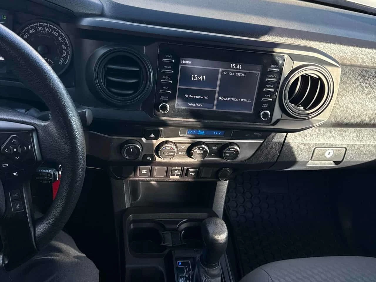 Toyota Tacoma * 4x4 Double Cab * V6 * ПОДГРЕВ * NAVI, снимка 9 - Автомобили и джипове - 54441993
