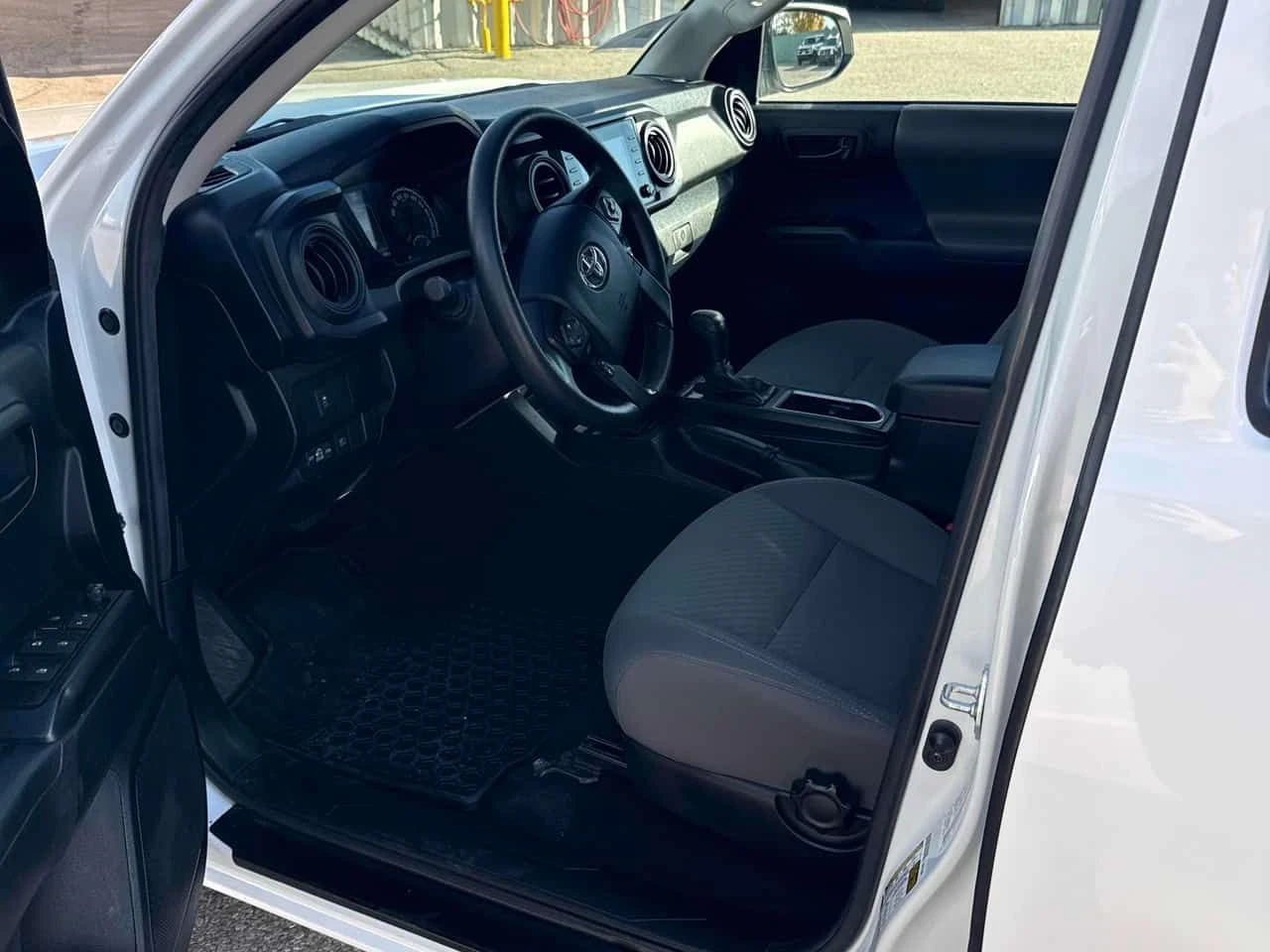 Toyota Tacoma * 4x4 Double Cab * V6 * ПОДГРЕВ * NAVI, снимка 5 - Автомобили и джипове - 54441993