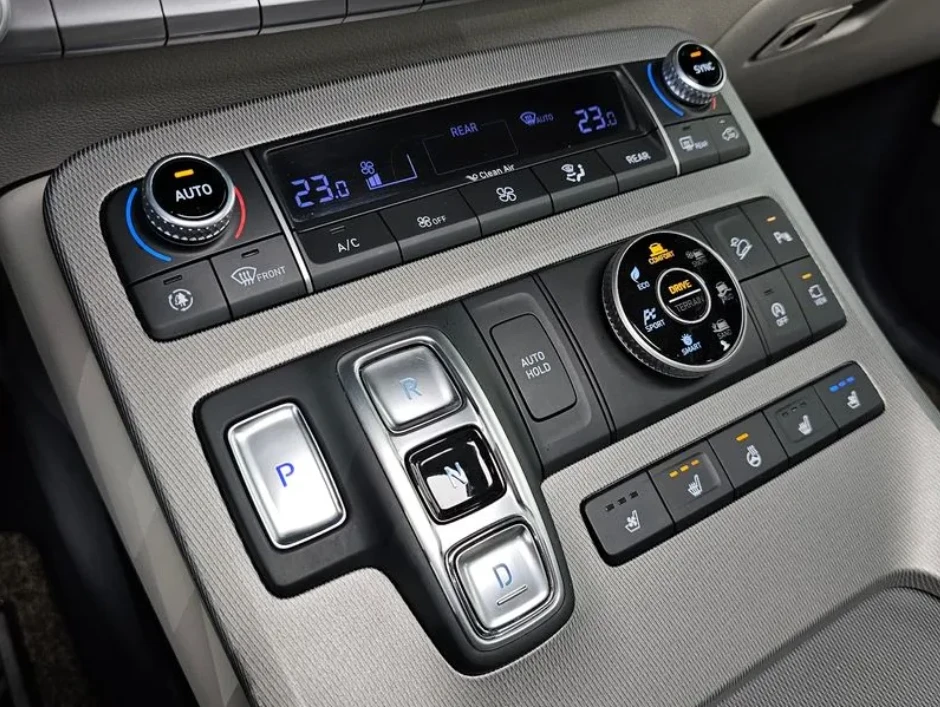 Hyundai Palisade 2.2  D 4WD Prestige, снимка 12 - Автомобили и джипове - 54645430
