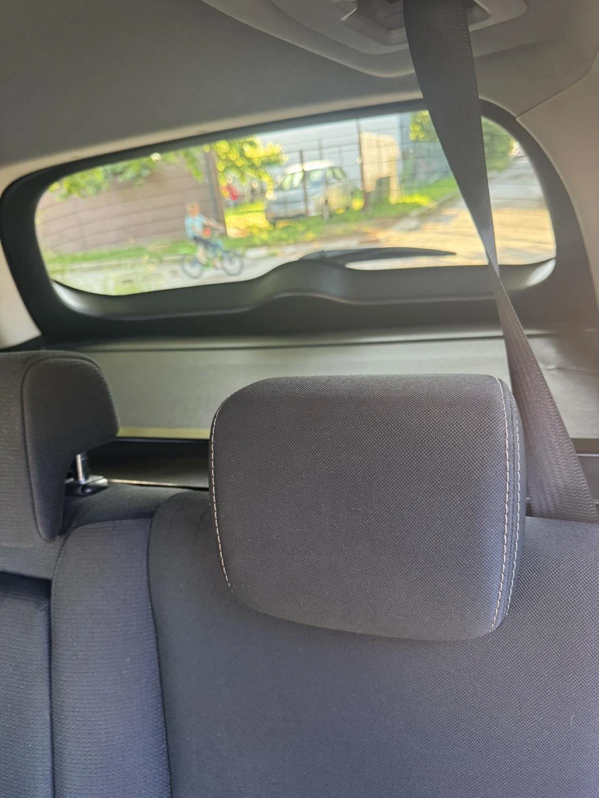 Toyota Rav4 4x4, снимка 9 - Автомобили и джипове - 54730161