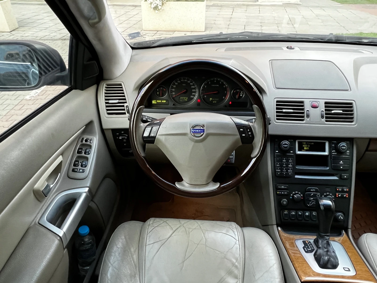 Volvo Xc90 AWD, T6 от VOLVO България, снимка 11 - Автомобили и джипове - 55000040