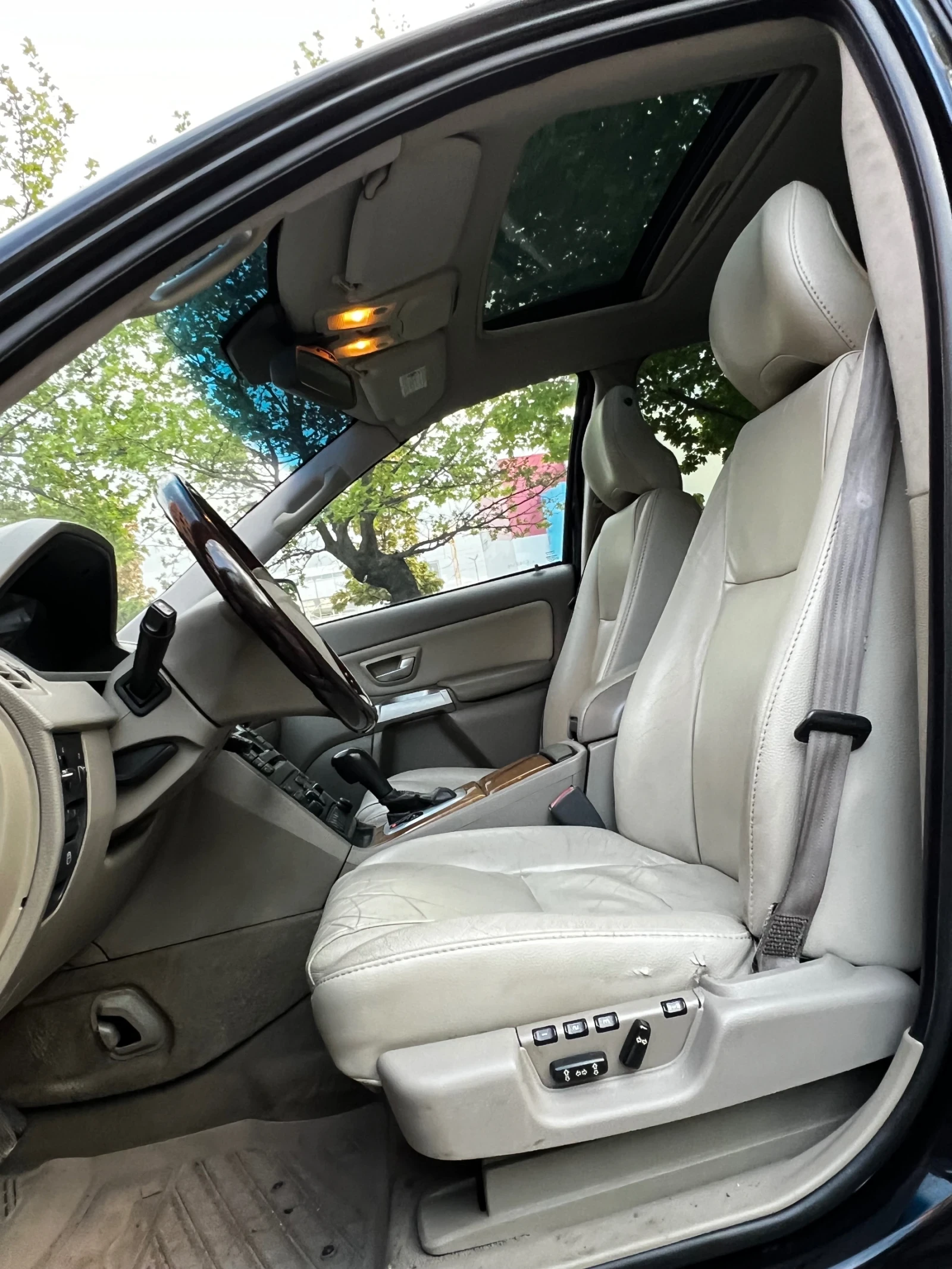 Volvo Xc90 AWD, T6 от VOLVO България, снимка 10 - Автомобили и джипове - 55000040