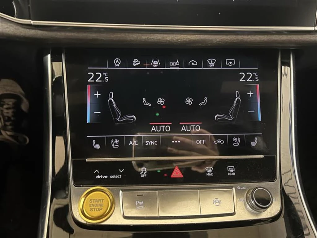 Audi Q8 55TFSI* BLACK OPT* ХЕДЪП* ПАНО* ОБДУХ* КРАЙНА ЦЕНА, снимка 9 - Автомобили и джипове - 55627100
