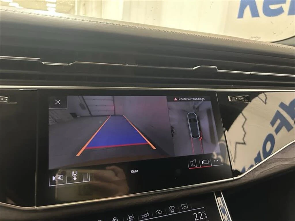 Audi Q8 55TFSI* BLACK OPT* ХЕДЪП* ПАНО* ОБДУХ* КРАЙНА ЦЕНА, снимка 8 - Автомобили и джипове - 55627100