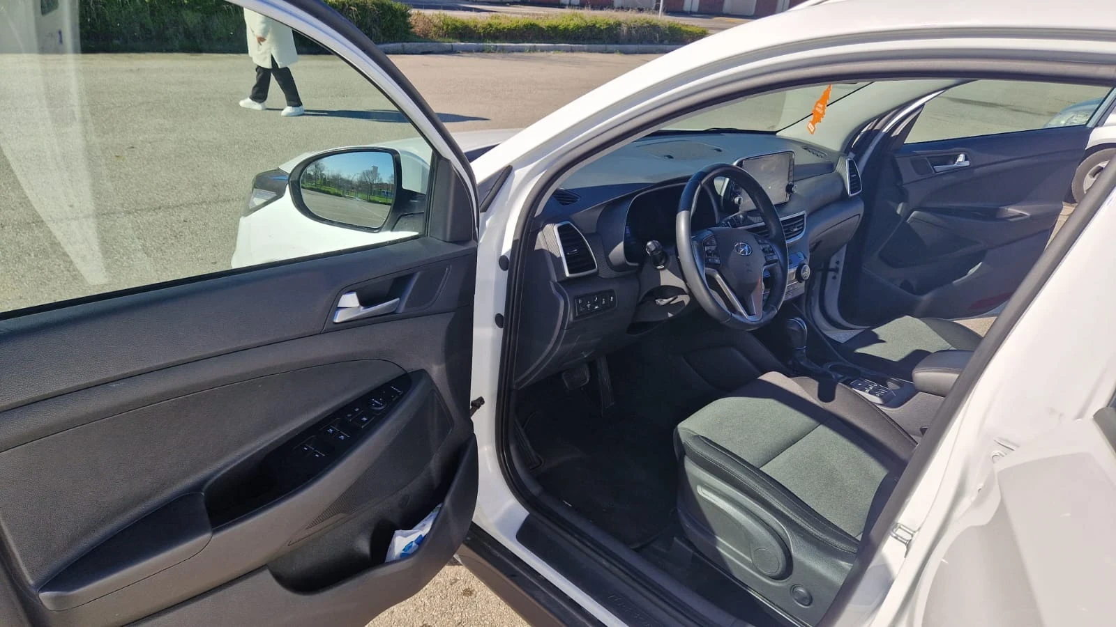 Hyundai Tucson 1.6 crd, снимка 6 - Автомобили и джипове - 56154254