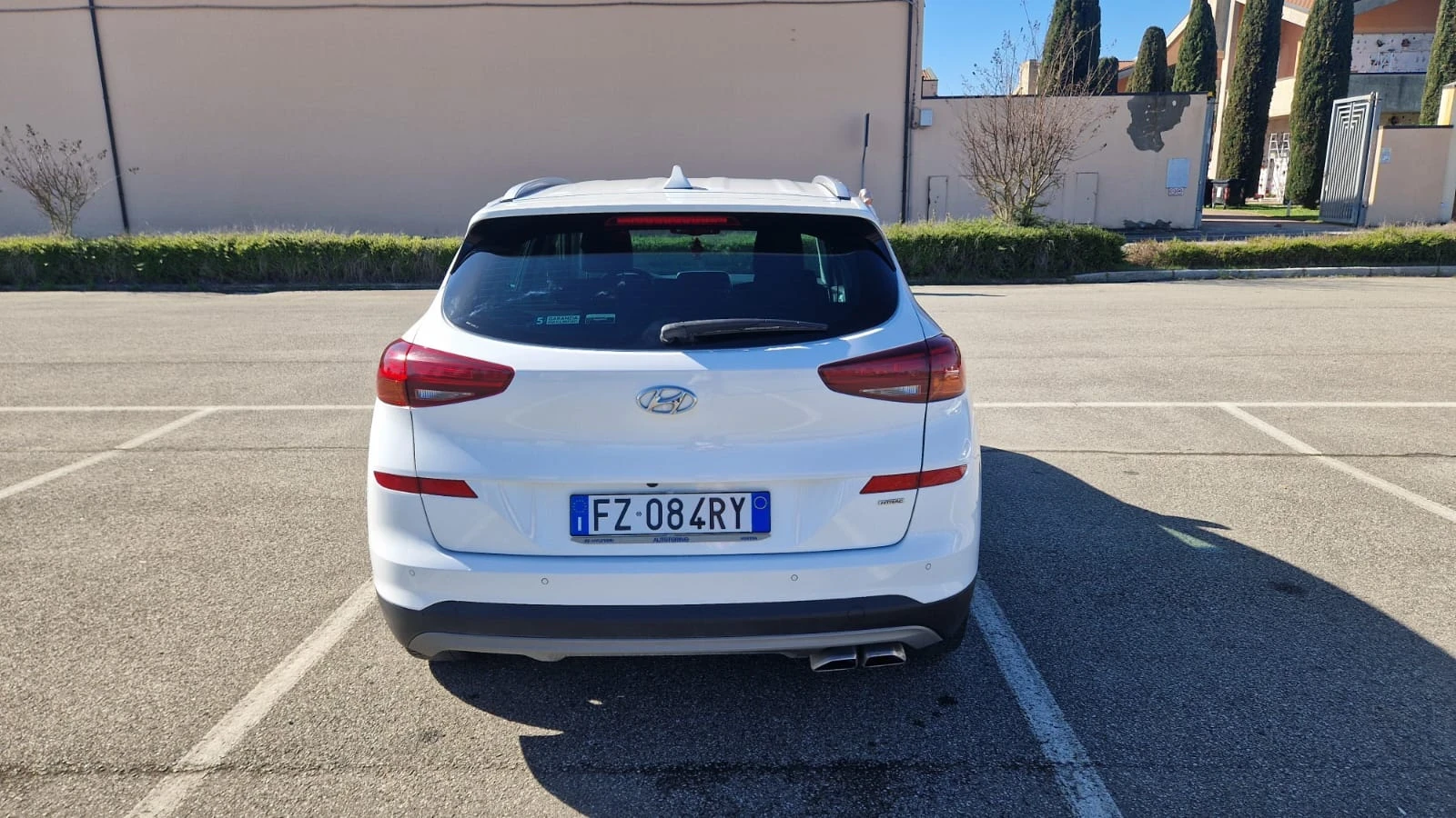 Hyundai Tucson 1.6 crd, снимка 2 - Автомобили и джипове - 56154254