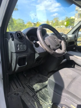 Renault Master Дълга база, снимка 10