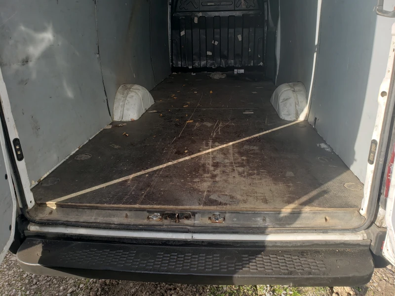 Iveco 35s16 MAXI, снимка 9 - Бусове и автобуси - 53003471