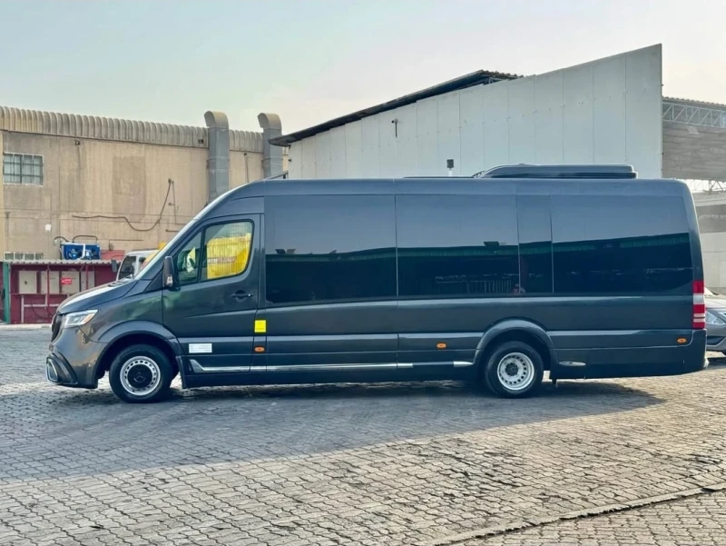 Mercedes-Benz Sprinter 516 VIP АВТ. ВРАТА, снимка 3 - Бусове и автобуси - 53480582