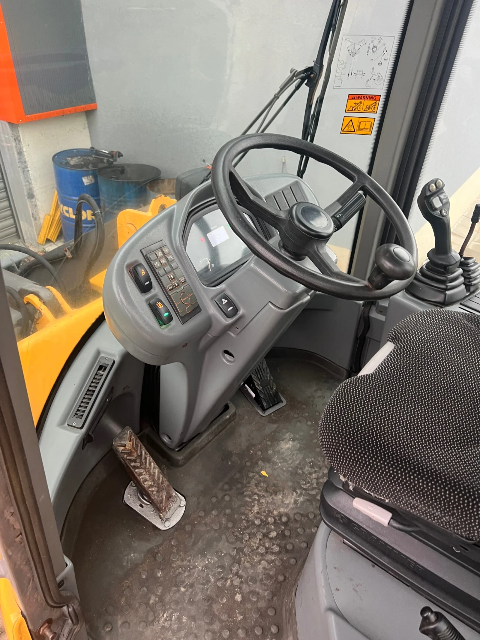   Volvo L30G | Mobile.bg   11