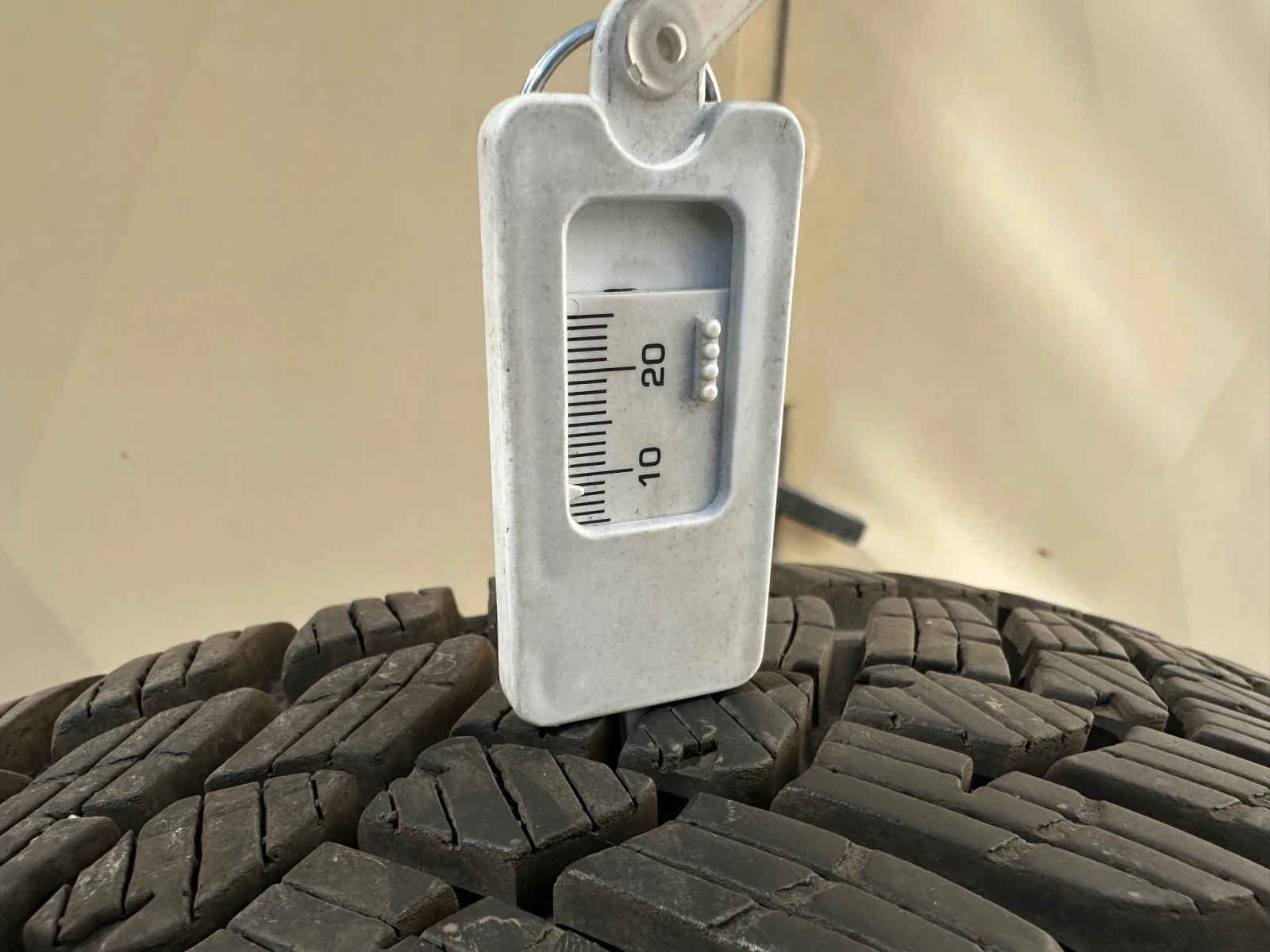 ���� � ������ 205/60R16 �� Opel Zafira | Mobile.bg � ����������� 13