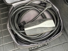 Tesla Model 3  CARFAX    | Mobile.bg    11