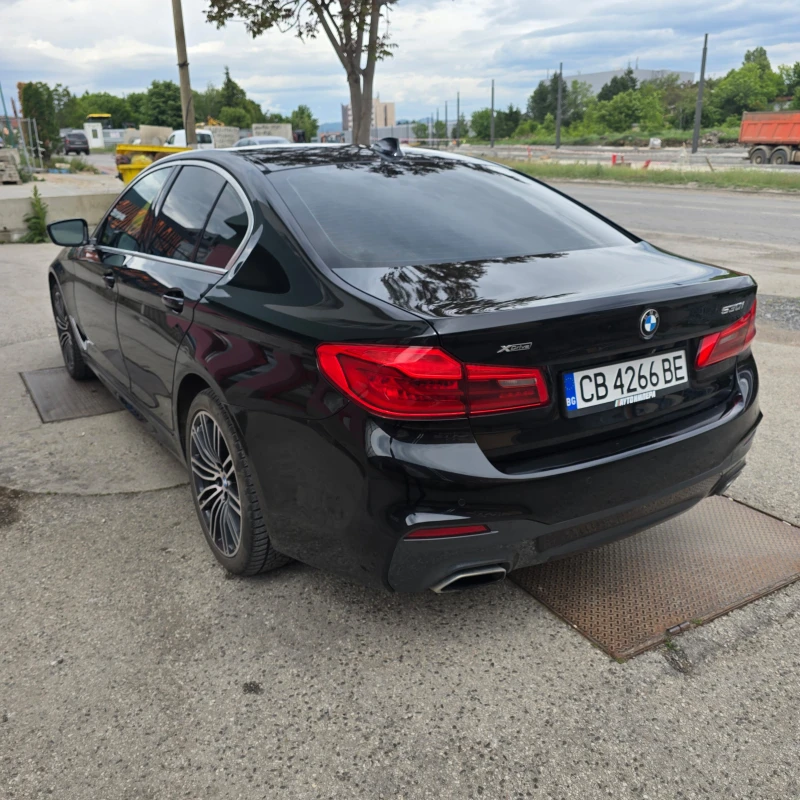 BMW 530 i xDrive/M-Pack/Harman Kardon, снимка 6 - Автомобили и джипове - 42182440