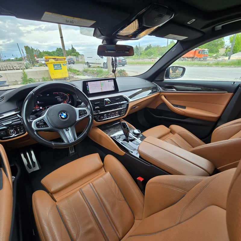 BMW 530 i xDrive/M-Pack/Harman Kardon, снимка 9 - Автомобили и джипове - 42182440