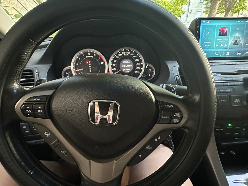 Honda Accord, снимка 13 - Автомобили и джипове - 46320242