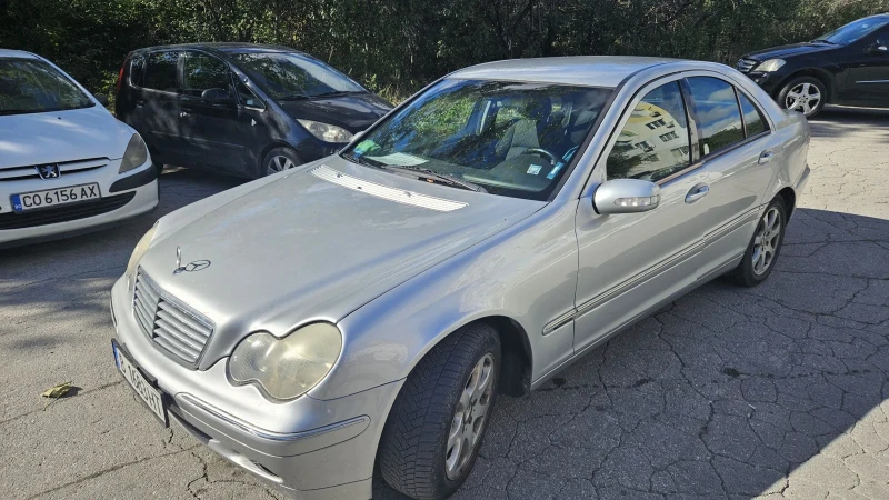 Mercedes-Benz C 270 Перфектен, обслужен, снимка 1 - Автомобили и джипове - 47856126