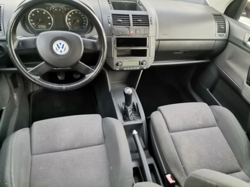 VW Polo 1.4i бензин 75к.с, снимка 14 - Автомобили и джипове - 47738574