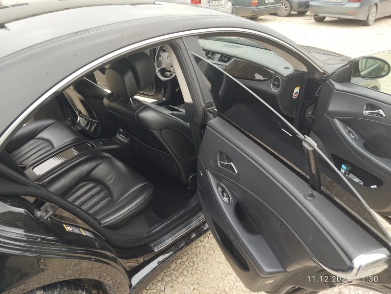 Mercedes-Benz CLS 320, снимка 9 - Автомобили и джипове - 48307812