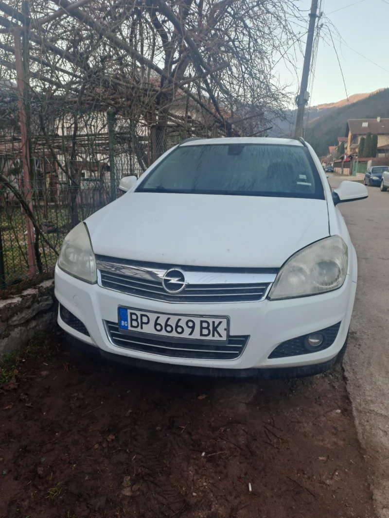 Opel Astra H, снимка 1 - Автомобили и джипове - 48917491