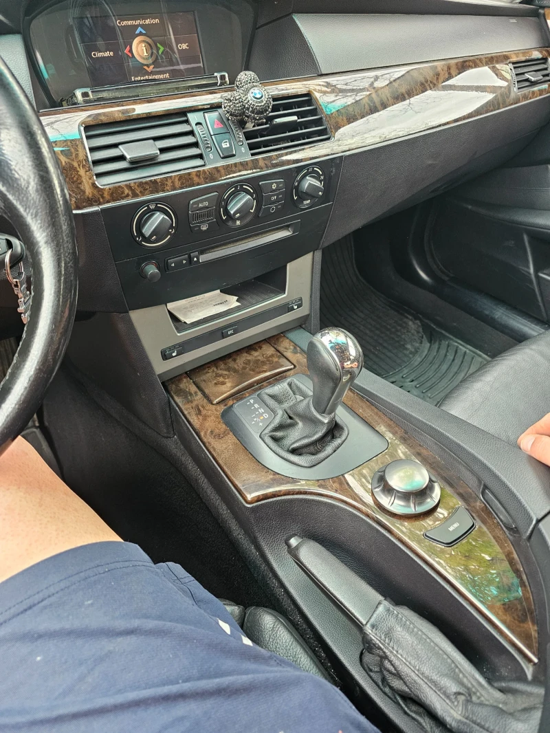 BMW 525, снимка 6 - Автомобили и джипове - 52140942