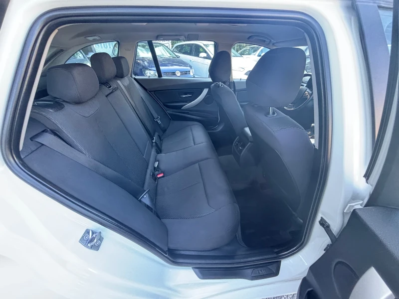 BMW 318 2.0 D, снимка 8 - Автомобили и джипове - 50804986