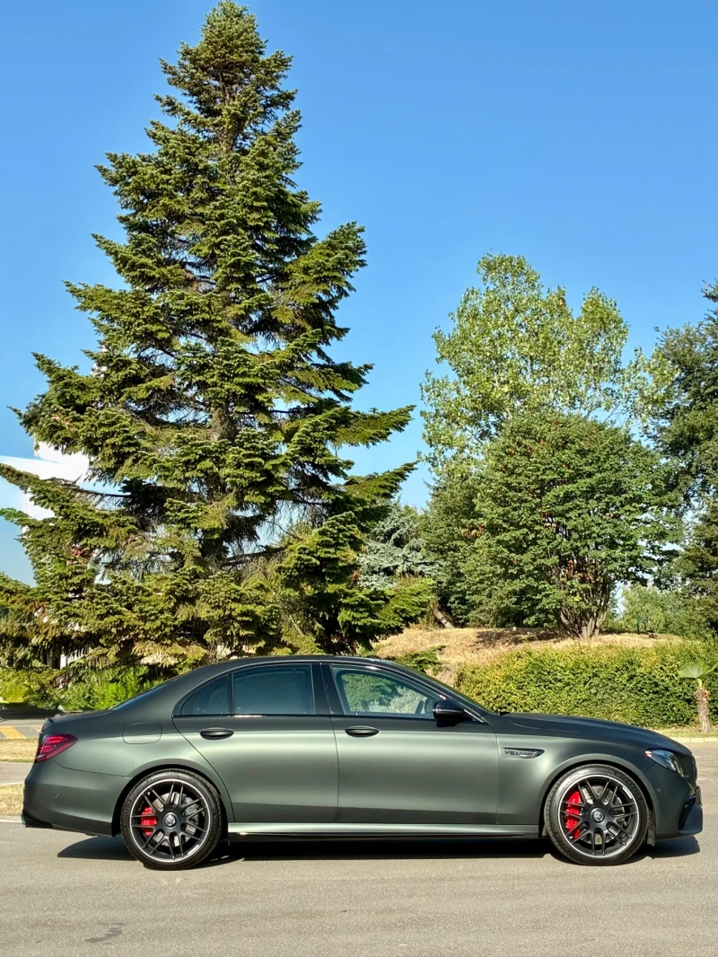 Mercedes-Benz E 63 AMG  S 4MATIC + , снимка 5 - Автомобили и джипове - 52275019