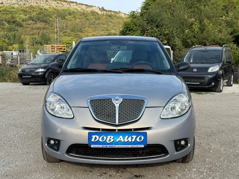 Lancia Ypsilon 1.3mjt-75к.с-ИТАЛИЯ, снимка 2 - Автомобили и джипове - 51916999