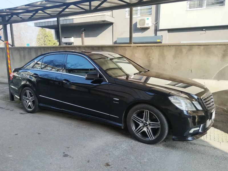 Mercedes-Benz E 350 Седан, AMG пакет, Avangard, снимка 9 - Автомобили и джипове - 52413510