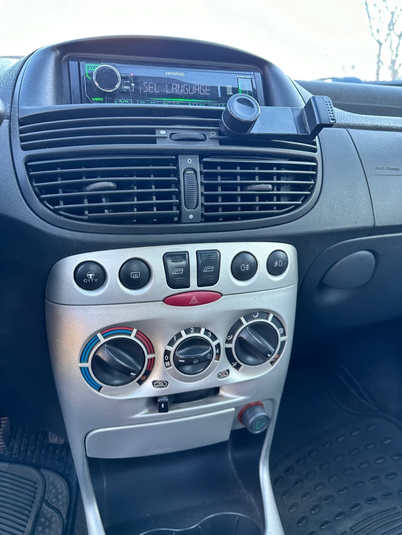 Fiat Punto, снимка 7 - Автомобили и джипове - 52626063