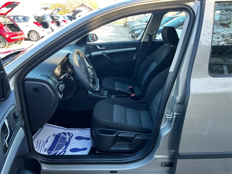 Skoda Octavia 2.0i 4x4 167000km 6-speed, снимка 10 - Автомобили и джипове - 52736606