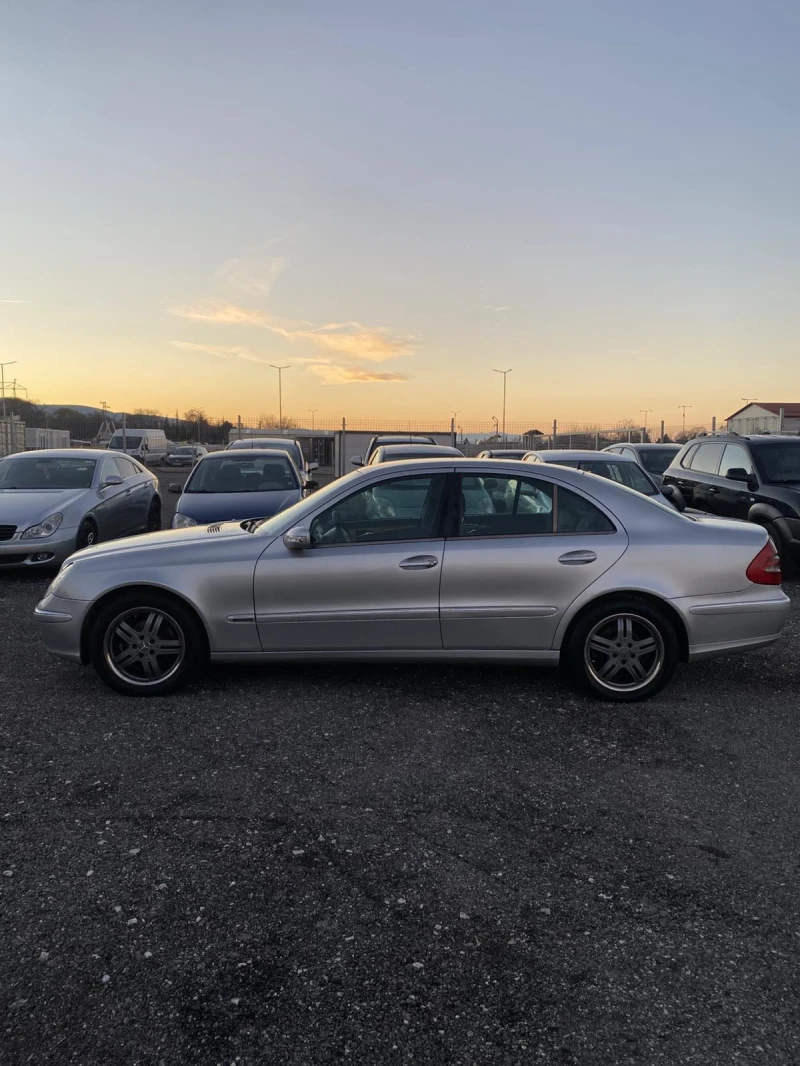 Mercedes-Benz E 280 CDI, снимка 3 - Автомобили и джипове - 53098038