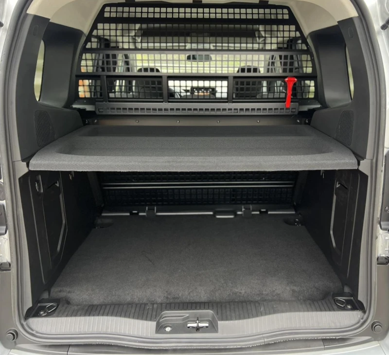 Renault Kangoo 1.3 TCe / 130 к.с. / EDC / N1 ( 4+ 1 места ), снимка 13 - Автомобили и джипове - 53200999